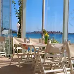 Aphrodite Ξενοδοχείο Νεσέμπαρ