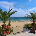 Aphrodite Ξενοδοχείο Νεσέμπαρ