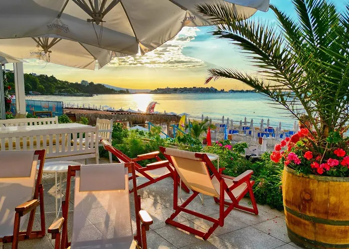 Отель Aphrodite 4*